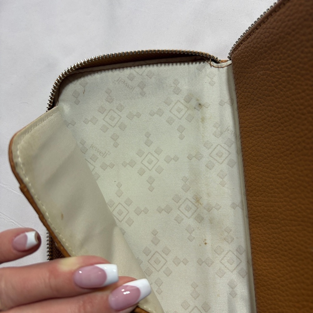 Thirty one all about the Benjamin’s wallet cheetah print - Picture 4 of 9